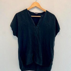 Vince black 100% silk top